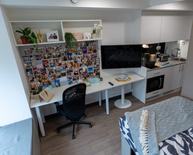 Unilfe Bargate House Modular Student Accommodation - Desk View